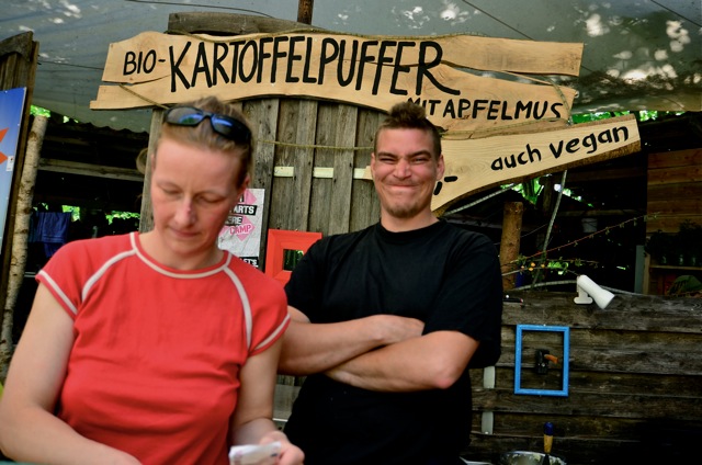 Mützingenta 2013 - Kartoffelpuffer & BioBurger